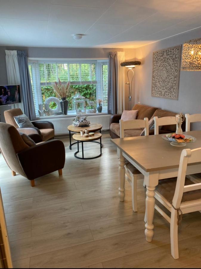 Luxe Chalet Met Prachtig Terras Op De Veluwe , Veel Privacy Гундерло Екстер'єр фото